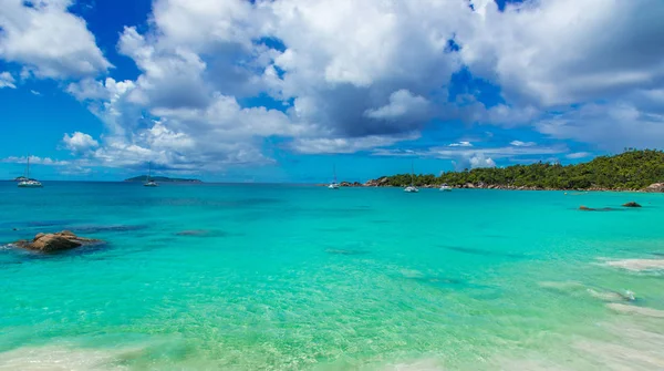 Anse Lazio Paradijs Strand Met Wit Zand Turquoise Water Rijke — Stockfoto
