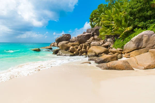 Cennet Plaj Anse Georgette Praslin Seyşel Adaları — Stok fotoğraf