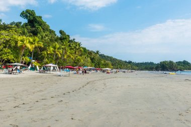 Şemsiye sandalye, Playa Espadilla Manuel Antonio Park - Kosta Rika ile