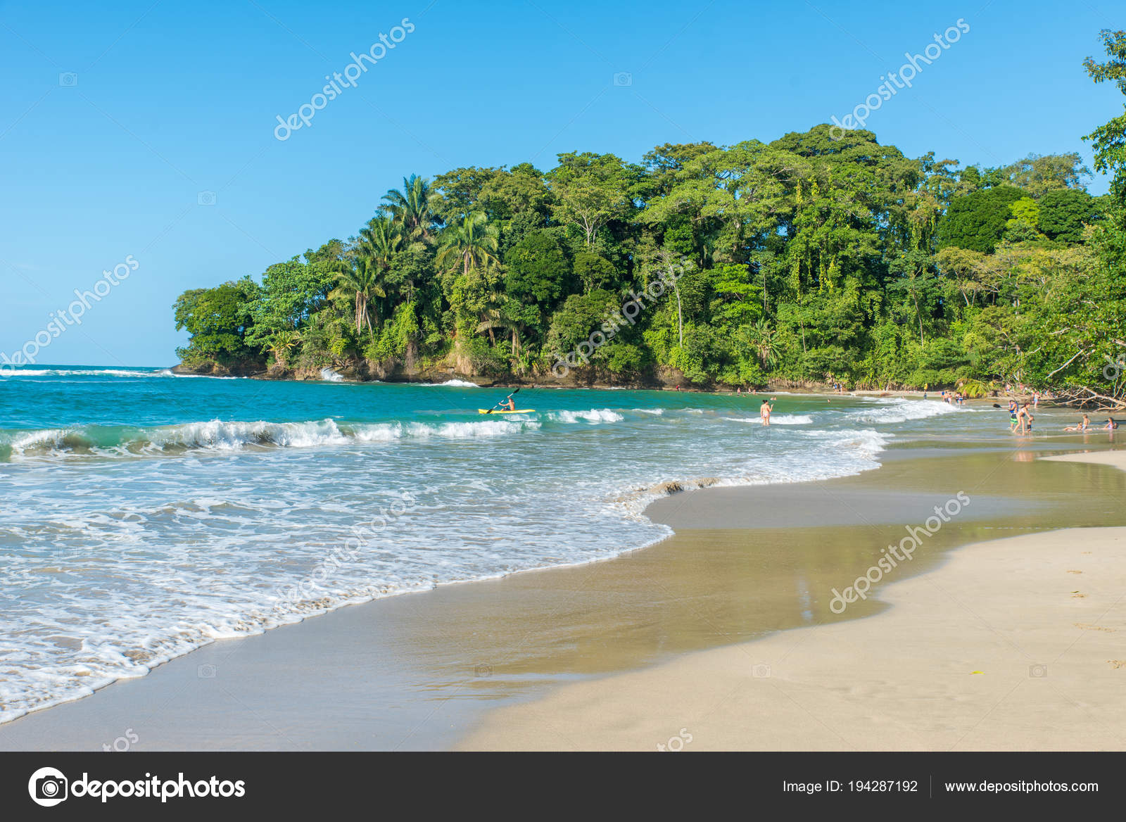Plage Punta Uva Costa Rica Avec Sauvage Côte Caraïbe Photo