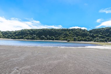 De volkan krater Gölü Kosta Rika ile.