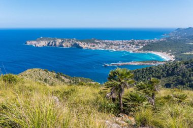 Cala Agulla kıyıları Mallorca, İspanya 'da Cala Ratjada