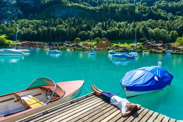 스위스 호수에서 부두에 — 스톡 사진