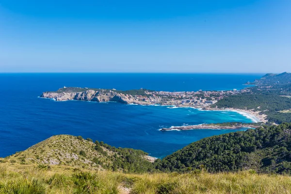 Ακτή Cala Agulla Στην Cala Ratjada Στη Μαγιόρκα Της Ισπανίας — Φωτογραφία Αρχείου