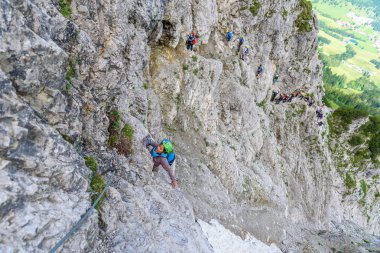 Dağ, Alpler'de, Europe tırmanma uzun yürüyüşe çıkan kimse