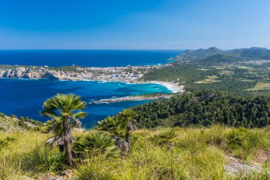 Cala Agulla kıyıları Mallorca, İspanya 'da Cala Ratjada