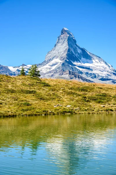 Leisee Στη Λίμνη Θέα Στο Βουνό Matterhorn Στο Τοπίο Των — Φωτογραφία Αρχείου