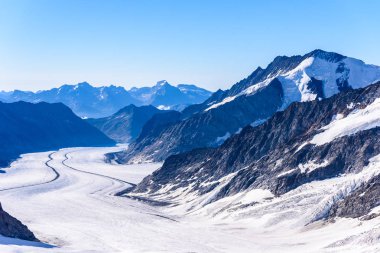 İsviçre Alpleri, Europe Aletsch Buzulu peyzaj.