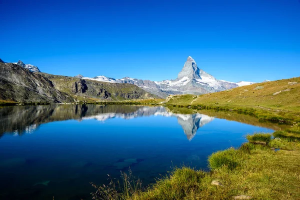 Lago Stellisee Matterhorn Zermatt Suíça — Fotografia de Stock