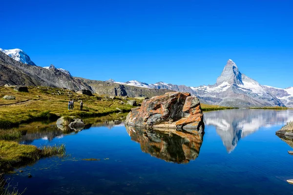 Lago Stellisee Com Reflexão Matterhorn Zermatt Suíça — Fotografia de Stock