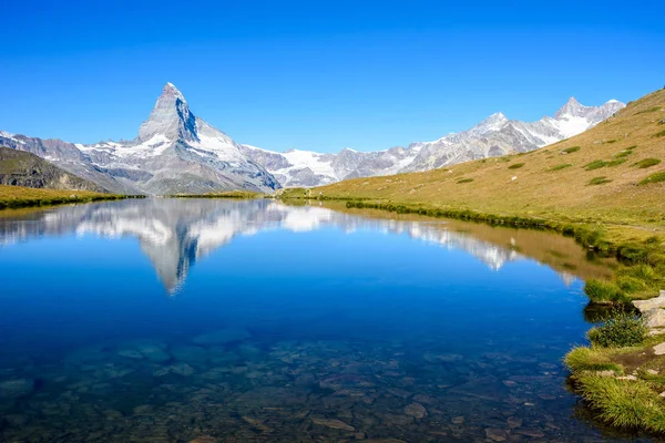Jezioro Stellisee Matterhorn Zermatt Szwajcaria — Zdjęcie stockowe