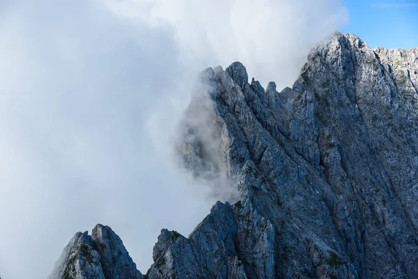 Гори Хмари Ellmauer Привали Гори Вільдер Кайзер Австрія Близько Gruttenhuette — стокове фото