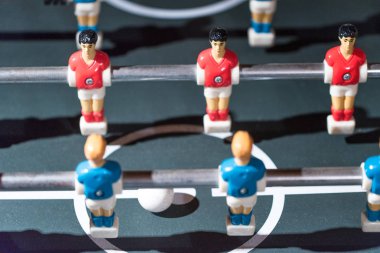 Tablo futbol kicker minyatür oyuncular ile