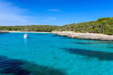 Güzel plaj, Cala S'Amarador Mondrago - Tabiat Parkı üzerinde Majorca İspanya, Balear Adaları, Akdeniz, Avrupa