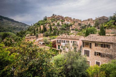 Deia - eski köy dağ Mallorca, İspanya - Europe