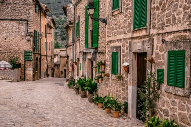 Valldemossa - dağ köyünü güzel manzara sahne Mallorca, İspanya