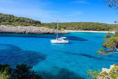 Güzel plaj, Cala S'Amarador Mondrago - Tabiat Parkı üzerinde Majorca İspanya, Balear Adaları, Akdeniz, Avrupa
