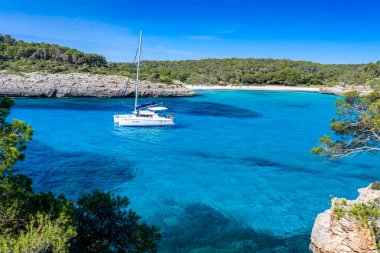 Güzel plaj, Cala S'Amarador Mondrago - Tabiat Parkı üzerinde Majorca İspanya, Balear Adaları, Akdeniz, Avrupa