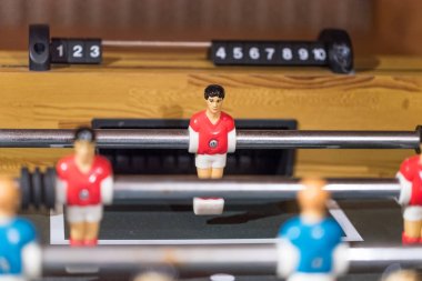 Tablo futbol kicker minyatür oyuncular ile