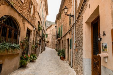 Valldemossa - dağ köyünü güzel manzara sahne Mallorca, İspanya