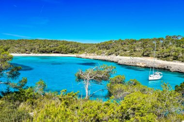 Güzel plaj, Cala S'Amarador Mondrago - Tabiat Parkı üzerinde Majorca İspanya, Balear Adaları, Akdeniz, Avrupa