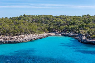 Bay, Cala Mondrago - güzel bir plaj ve sahil Mallorca