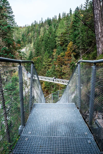 Leutaschklamm Desfiladeiro Selvagem Com Rio Nos Alpes Alemanha — Fotografia de Stock