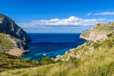 Cala figuera kap formentor - güzel sahil ve plaj, Mallorca, İspanya