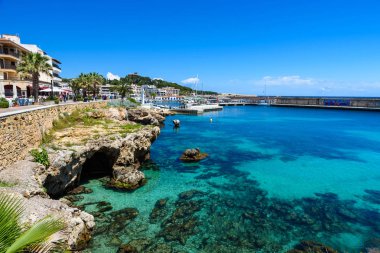 Cala Rajada liman - Mallorca, İspanya kıyısında güzel city - tatil Avrupa