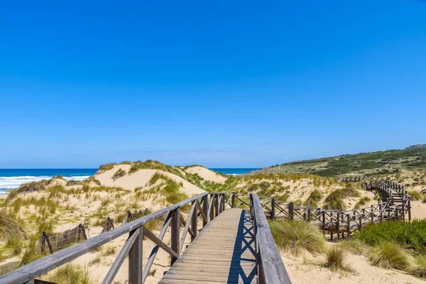 Cala Mesquida - ada Mallorca, İspanya'nın güzel sahil Köprüsü ayak