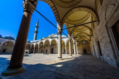 İstanbul 'un Fatih ilçesine bağlı Süleyman Camii. Tarihi bölümlerin seyahat konsepti.