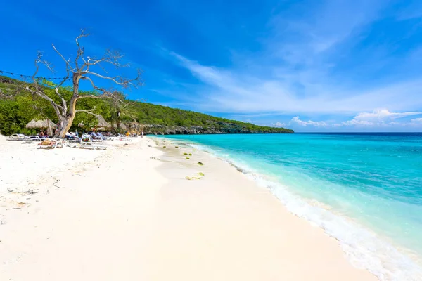 Pláž Cas Abao Ráj Bílý Písek Pláž Modrou Oblohou Křišťálově — Stock fotografie