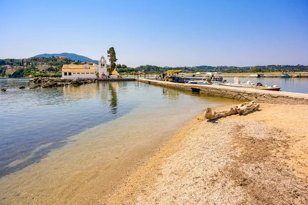 Vlacherna Kloster Hamnen Kanoni Korfu Vacker Landskap Joniska Havet Grekland — Stockfoto