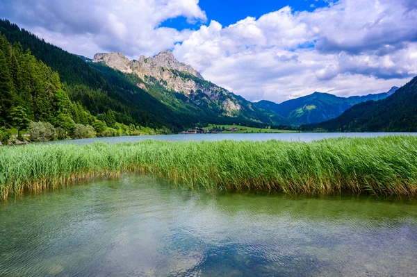 Haldensee Hermoso Lago Valle Tannheim Con Paisajes Montaña Alpes Tirol — Foto de Stock