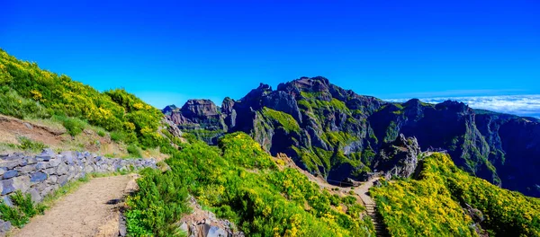 Hermosa Ruta Senderismo Desde Pico Arieiro Pico Ruivo Isla Madeira — Foto de Stock