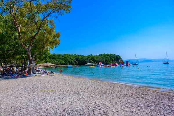 Plaża Dassia Krystalicznie Czystą Lazurową Wodą Pięknej Scenerii Krajobrazowej Rajskie — Zdjęcie stockowe