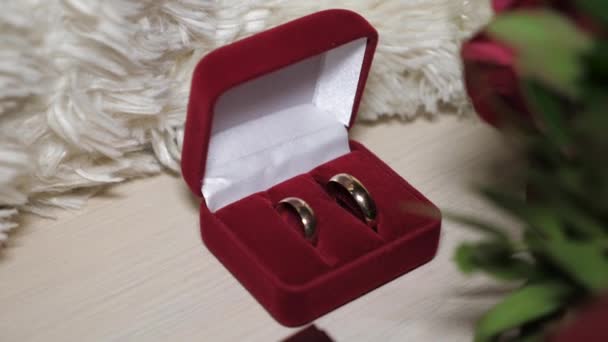 Wedding Rings Box Wedding Bouquet — Stock Video