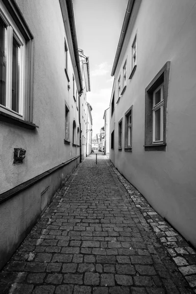 Alte Straßen im historischen Teil der Stadt. — Stockfoto