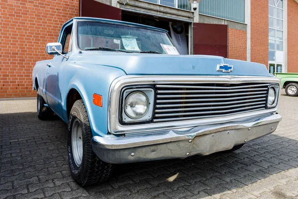 Camionnette pleine grandeur Chevrolet C-10 Fleetside, 1969 . — Photo