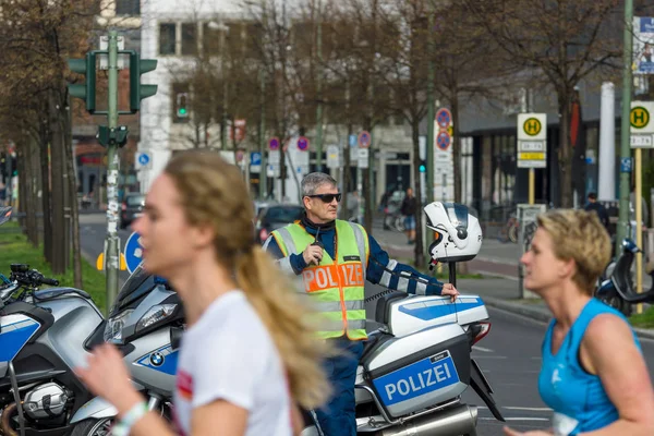연간 37 베를린 하프 마라톤. — 스톡 사진