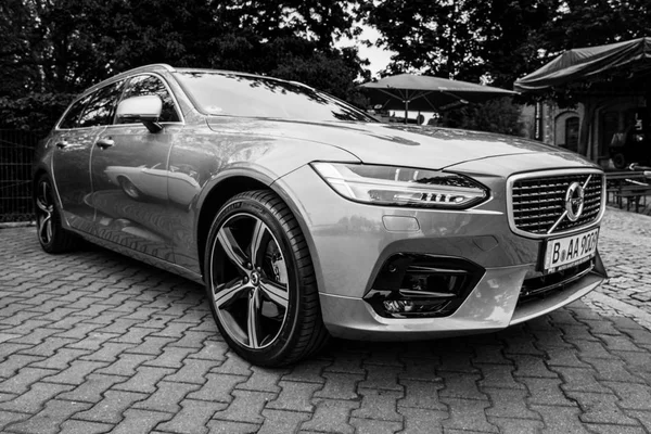 Autovettura Volvo V90 D4 Awd R-Design, 2016. — Foto Stock