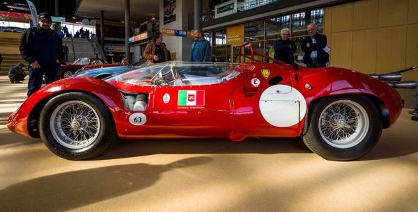 赛车Maserati Tipo 63（鸟笼），1959年。Scuderia Serenissima. — 图库照片