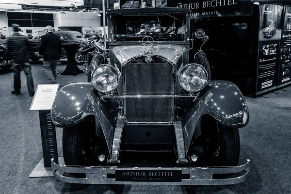 Πολυτελές αυτοκίνητο Mercedes-Benz 300 Typ 12/55 Ps, 1926 — Φωτογραφία Αρχείου