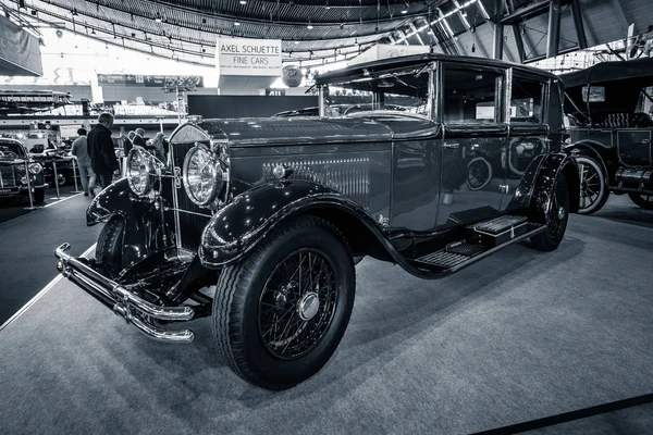 Luksusowy samochód rokieta Schneider 20hp typu 2900 Saloon, 1929. — Zdjęcie stockowe