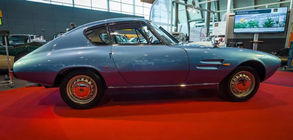 スポーツ車フィアット 1500 Gt Ghia、1964. — ストック写真