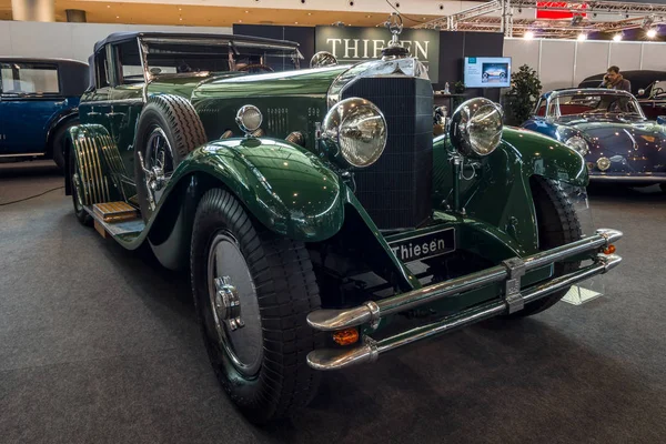 Πολυτελές αυτοκίνητο Mercedes-Benz 630K "La Baule Transformable", 1928. — Φωτογραφία Αρχείου