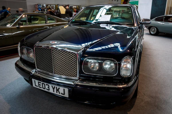 Teljes méretű luxus autó Bentley Arnage Red Label, 2003. — Stock Fotó