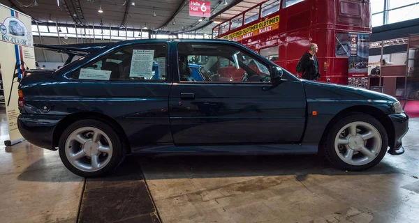 Раллийный спецавтомобиль Ford Escort RS Cosworth, 1993 год . — стоковое фото