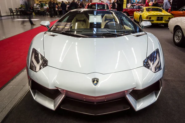 跑车兰博基尼 Aventador Lp 700-4 2014. — 图库照片