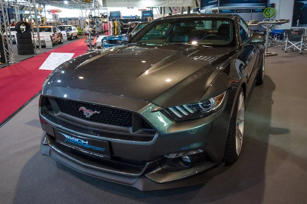 Αυτοκίνητο πόνι Ford Mustang Gt V8 Fastback Coupe, 2016. — Φωτογραφία Αρχείου